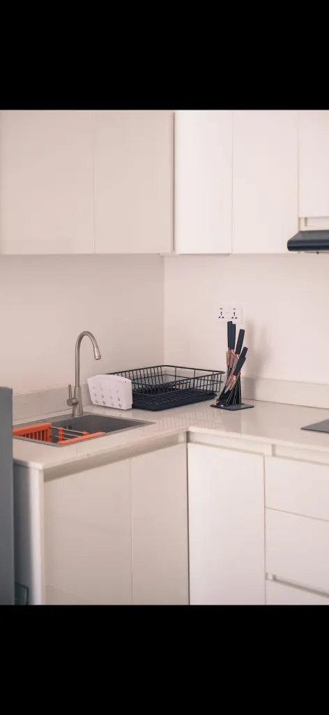 Zen 2 bedroom kitchenette view.webp